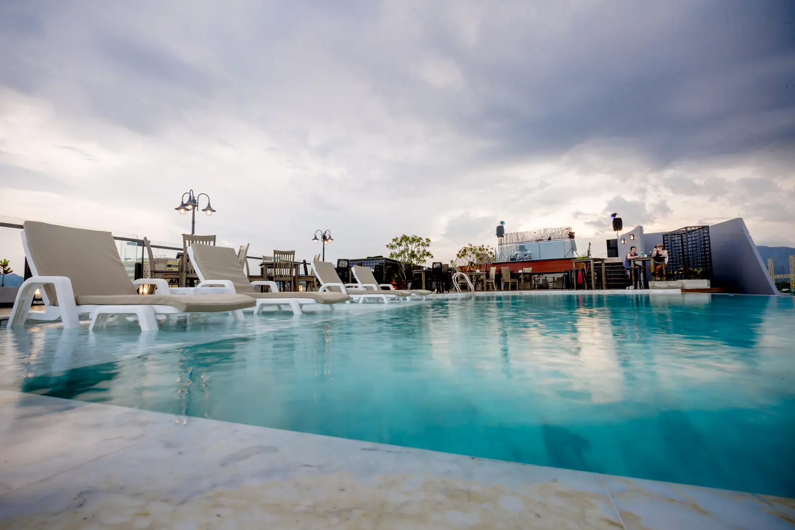 Rooftop pool by day
